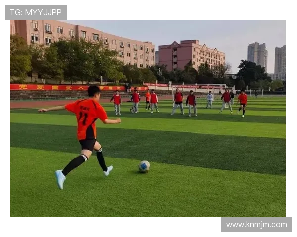 全国青少年足球联赛激战正酣多支劲旅逆转好戏引发观众热烈追捧